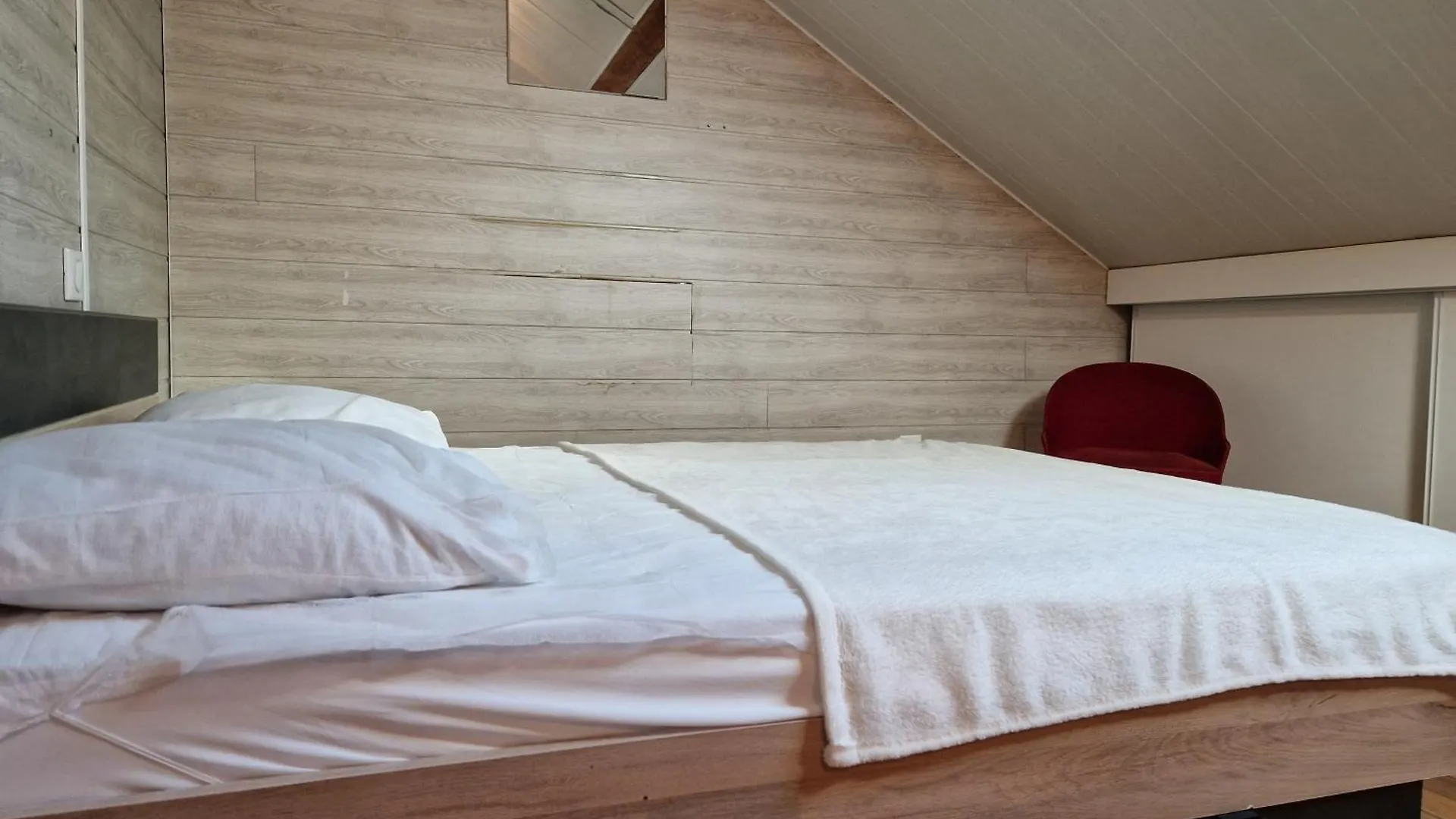 La Maisonnette Etape De Saint-Come D'Olt France